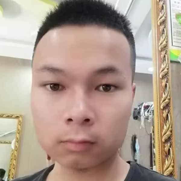 云南28岁单身帅哥真诚找对象-松原征婚相亲网